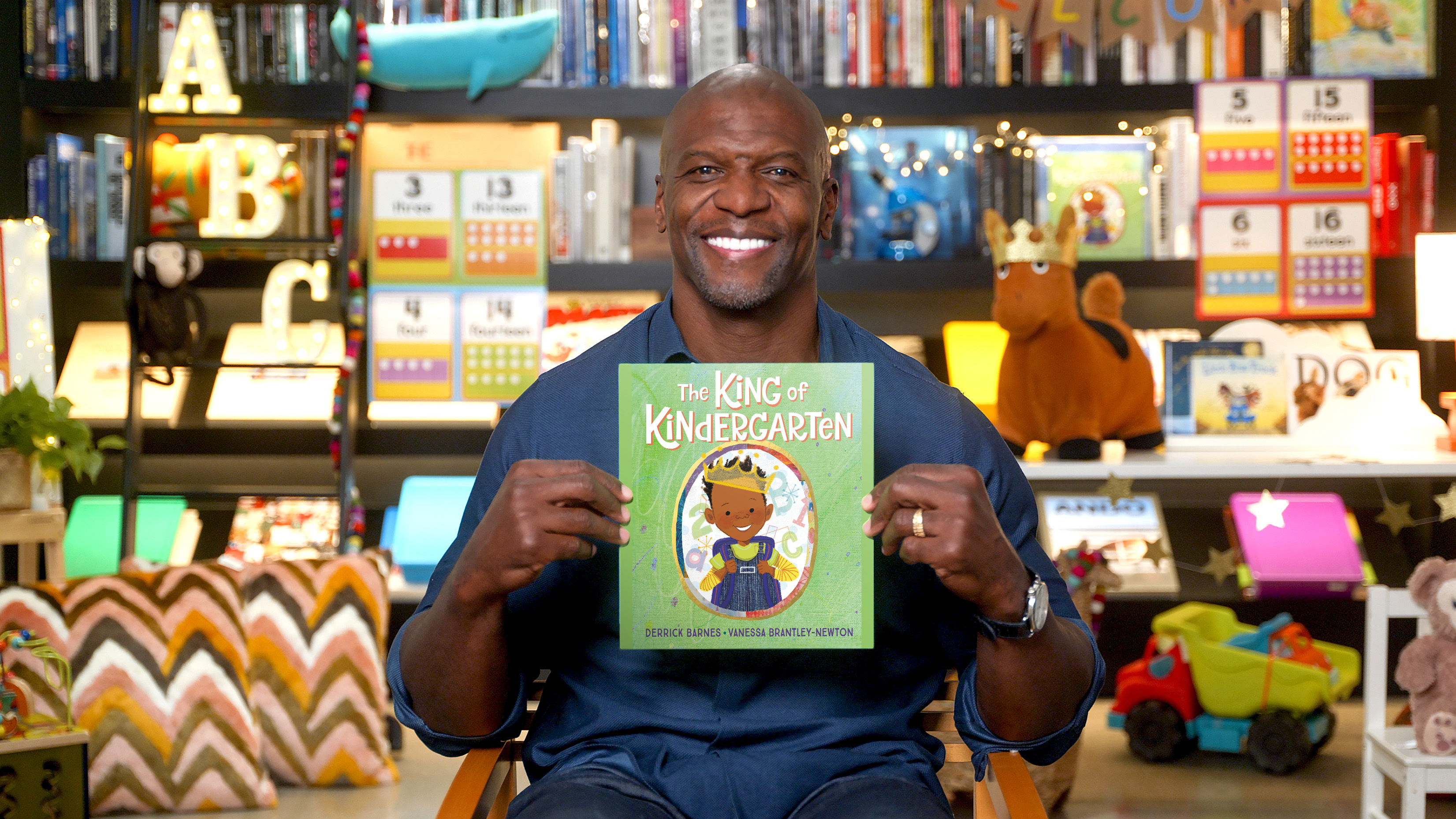 Terry Crews reads The King of Kindergarten