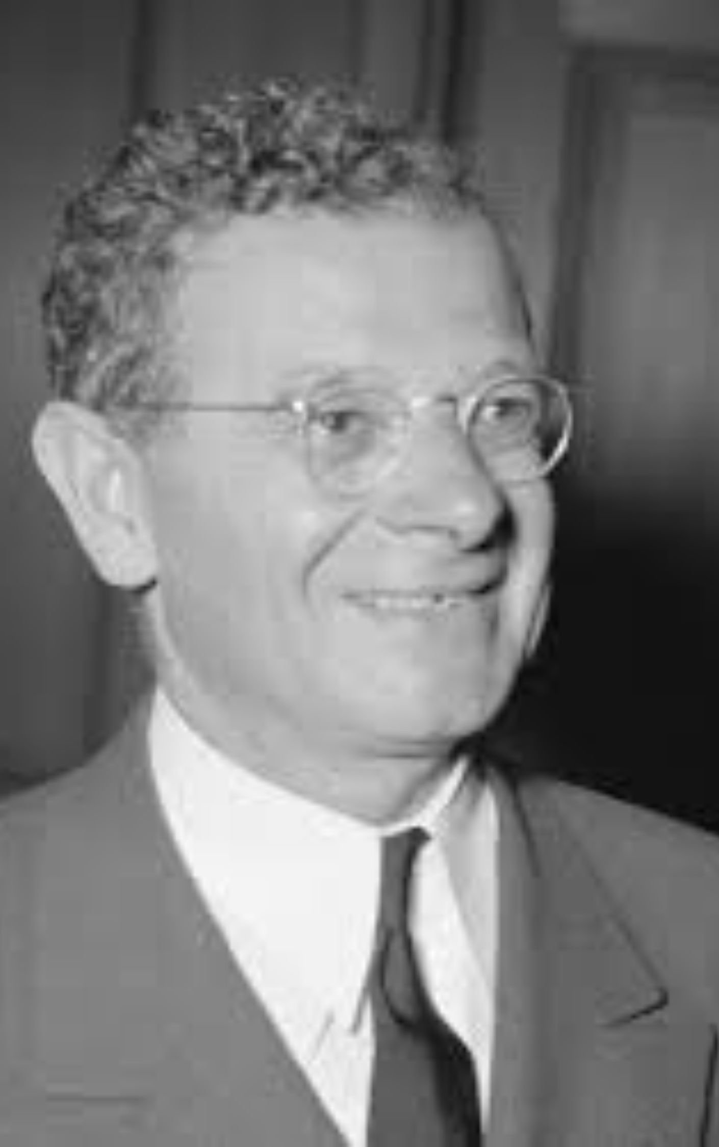 Black-and-white photo of Sidney Hillman, a Lithuanian Jewish immigrant and influential labor leader. As president of the Amalgamated Clothing Workers of America and co-founder of the CIO, Hillman helped shape New Deal labor reforms and modern U.S. labor policy through union organizing and government collaboration.