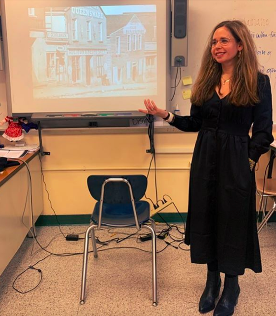 Sari Beth Rosenberg in her classroom in the fall helping with ap exam prep